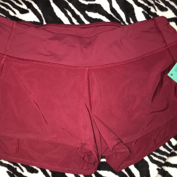 NWT Lululemon speed short - Picture 2 of 3
